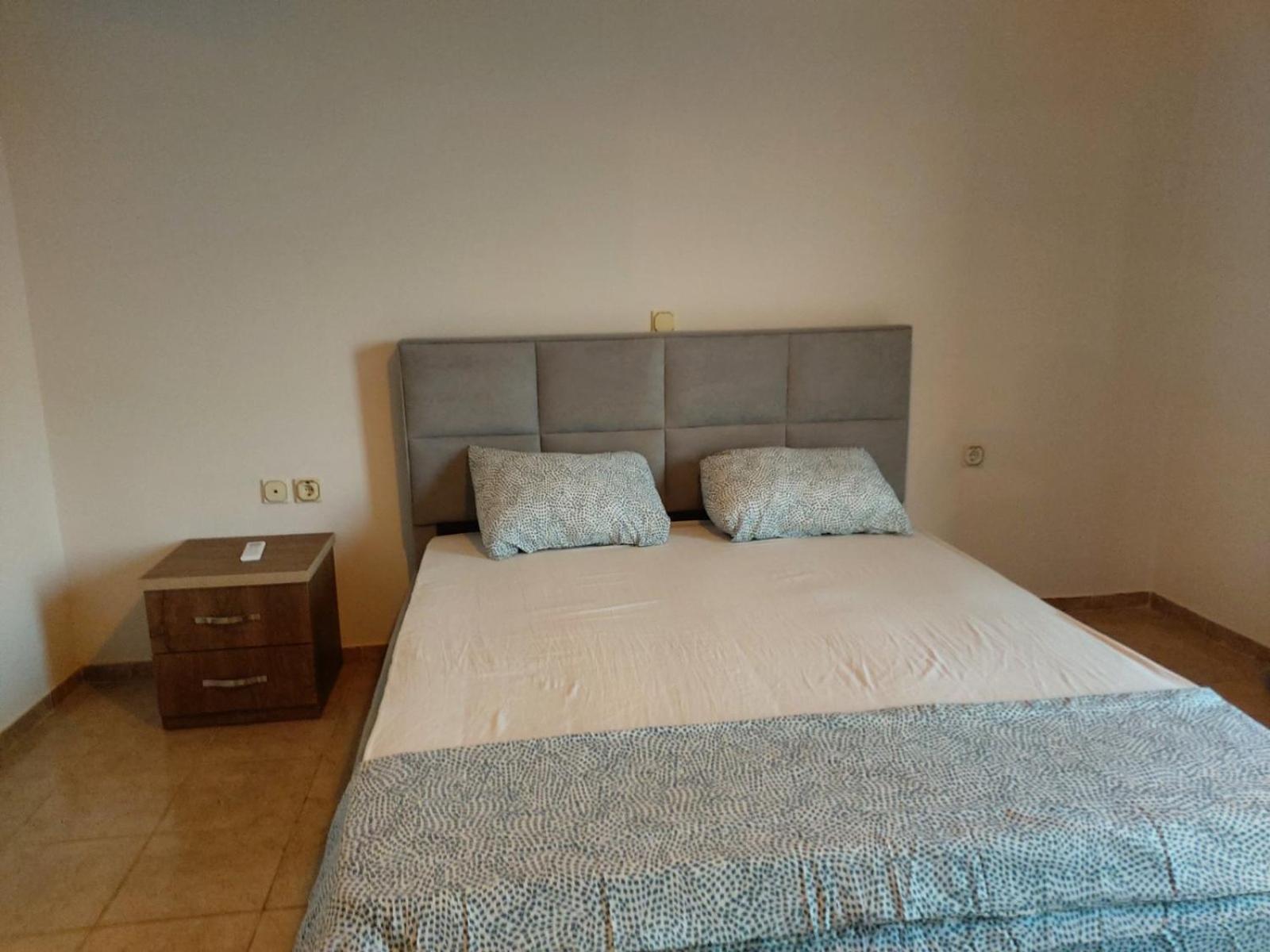 Thomas Apartments Sarandë Esterno foto