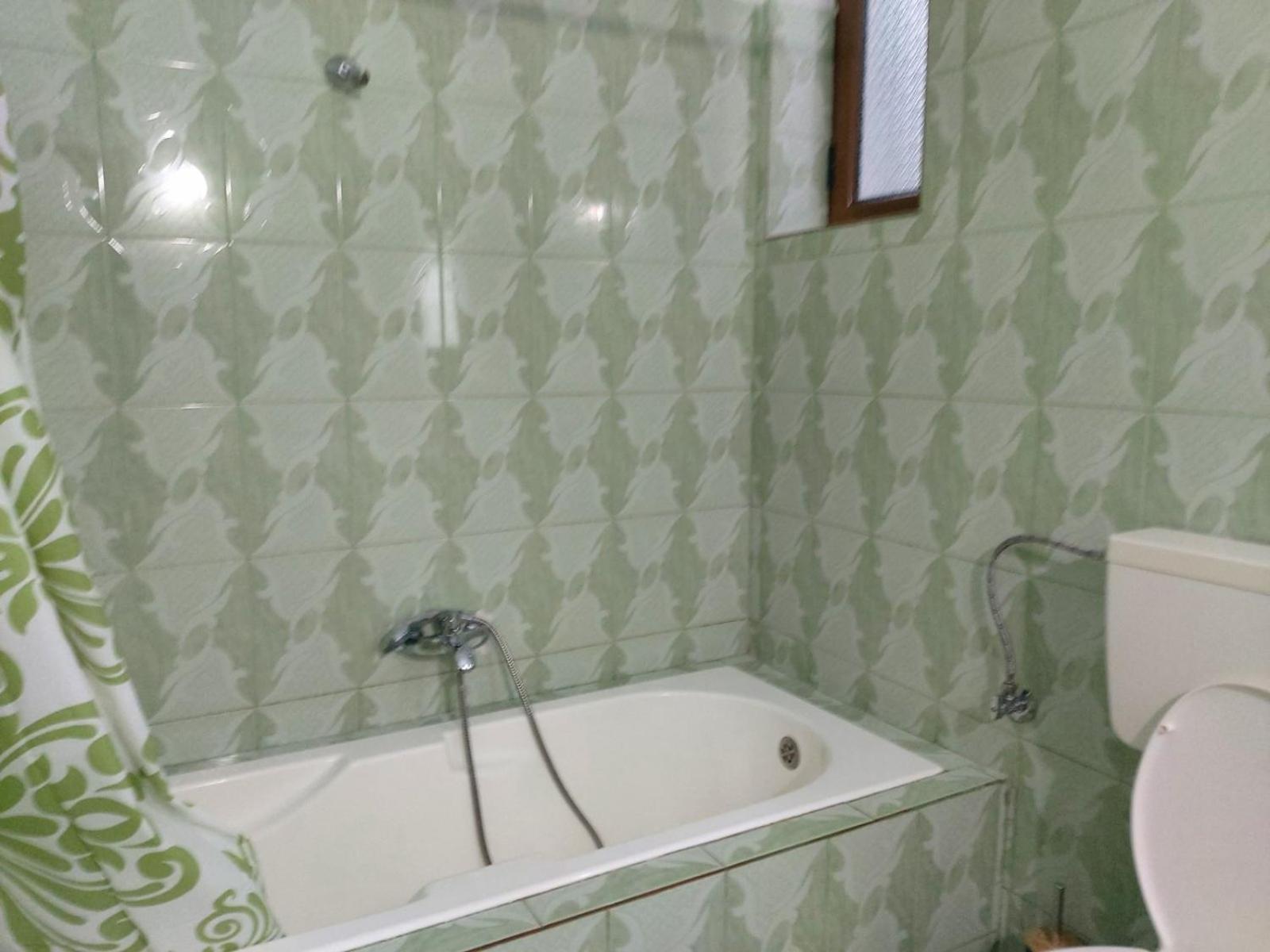 Thomas Apartments Sarandë Esterno foto