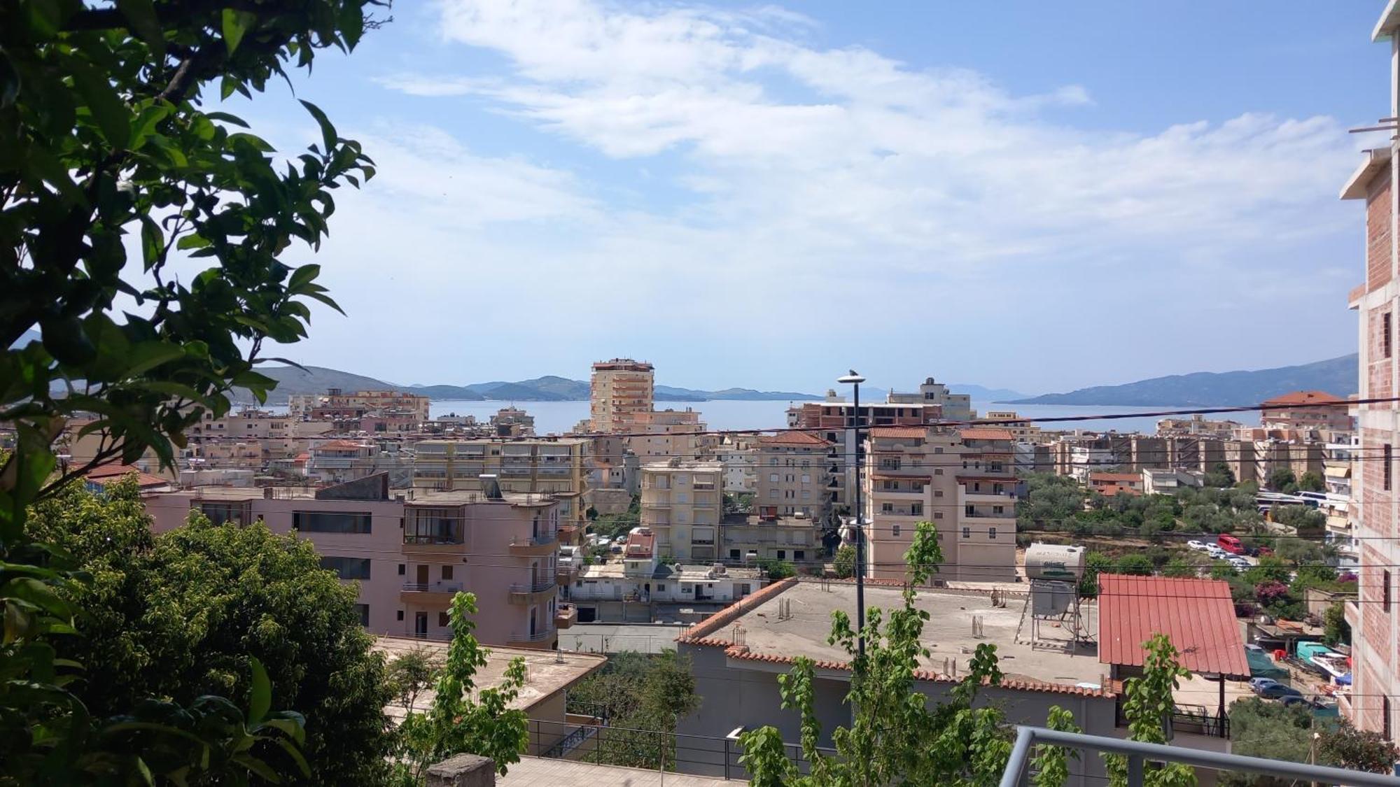 Thomas Apartments Sarandë Esterno foto